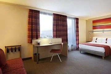 Holiday Inn Express Toulouse Airport By Ihg Blagnac