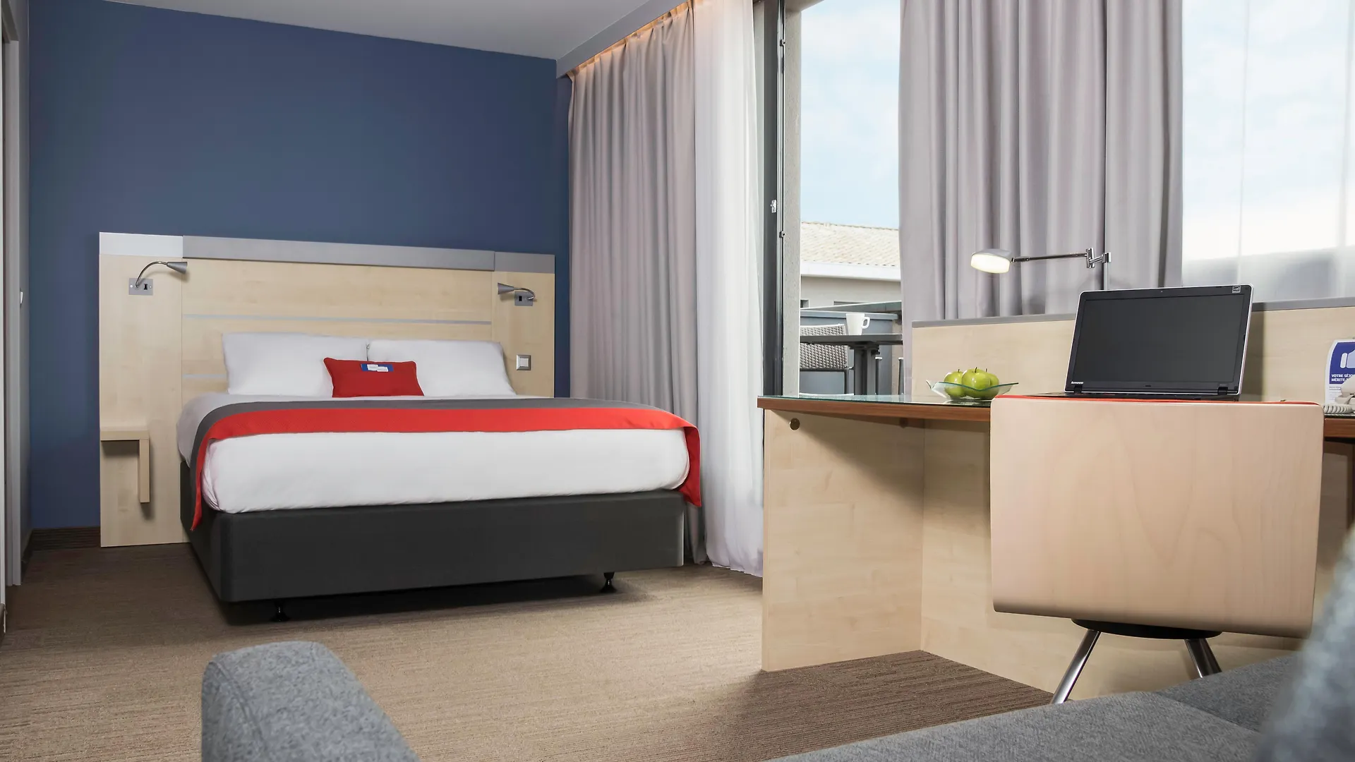 Holiday Inn Express Toulouse Airport By Ihg Blagnac Frankreich