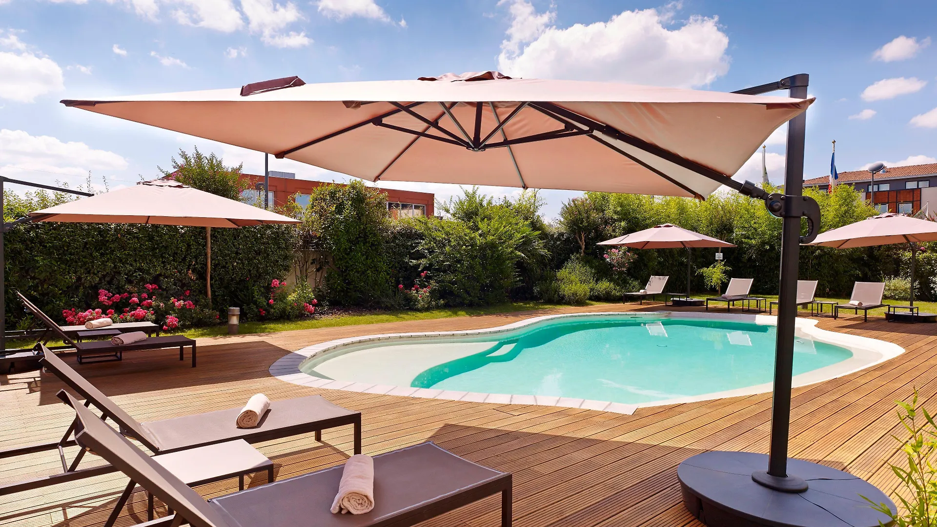 Holiday Inn Express Toulouse Airport By Ihg Blagnac