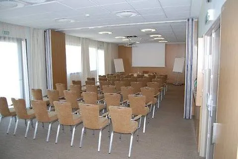 Holiday Inn Express Toulouse Airport By Ihg Blagnac Hotel