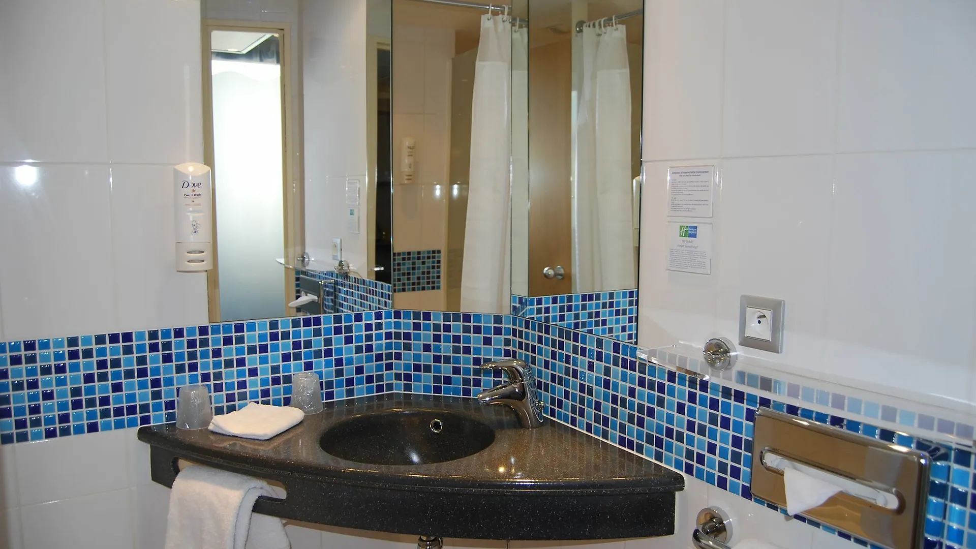 *** Hotel Holiday Inn Express Toulouse Airport By Ihg Blagnac Frankreich