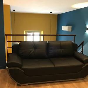  Apartment Centre Carre D'or Frankreich